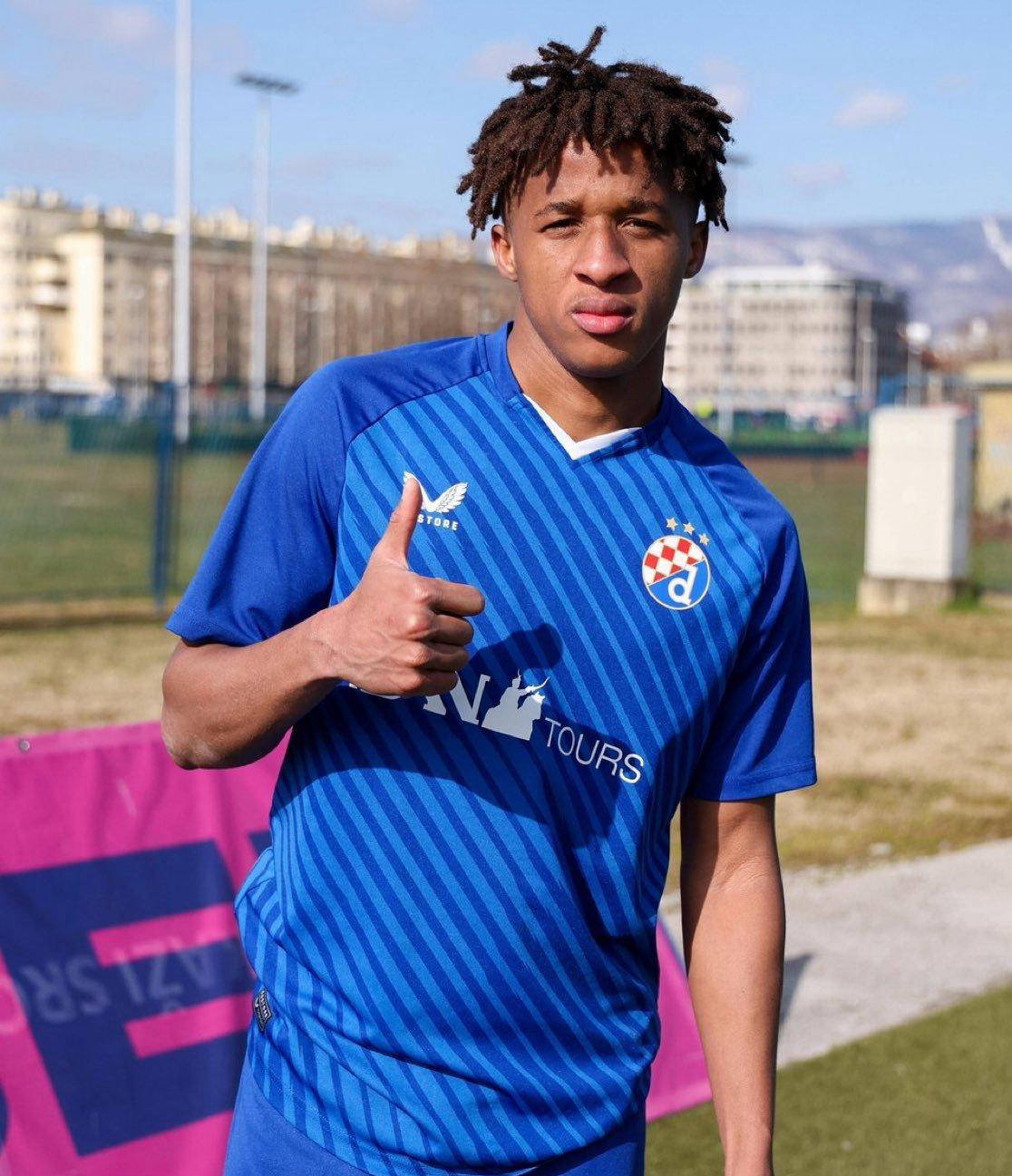 星空体育-风云突变！纽卡斯尔关键时刻手感冰凉，葡超版图或变，震撼外界，赛季目标并未改变的简单介绍