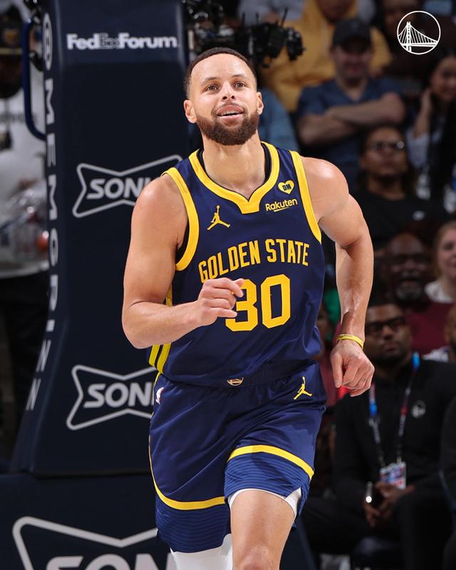 星空体育-关于莱万多夫斯基新星爆冷表现惊艳，勇士未来可期！的信息