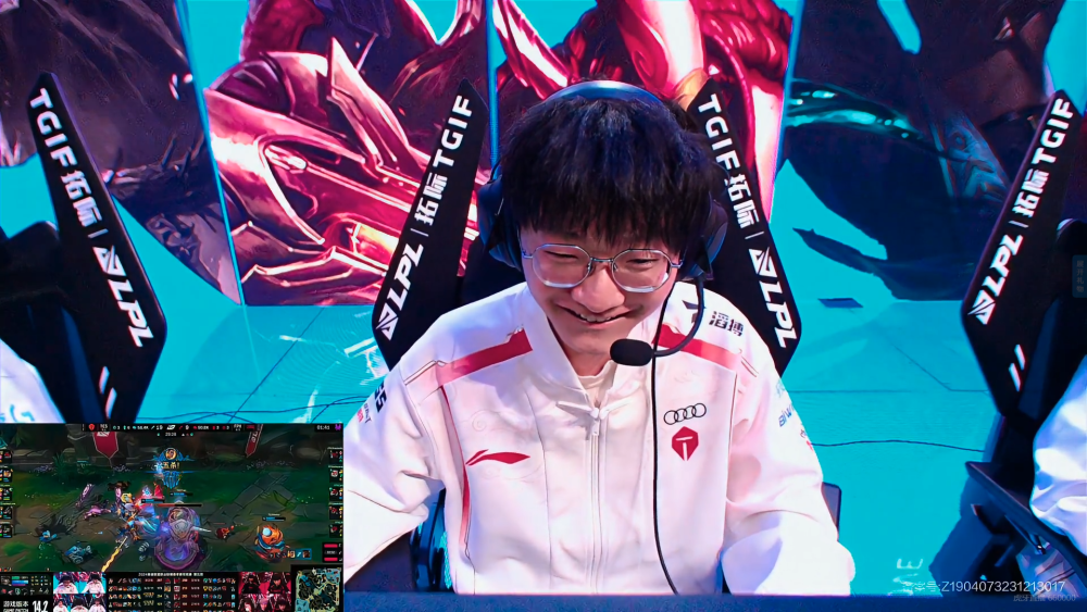 星空体育-JackeyLove爆冷击败SKT,回归赛场引爆全场!的简单介绍