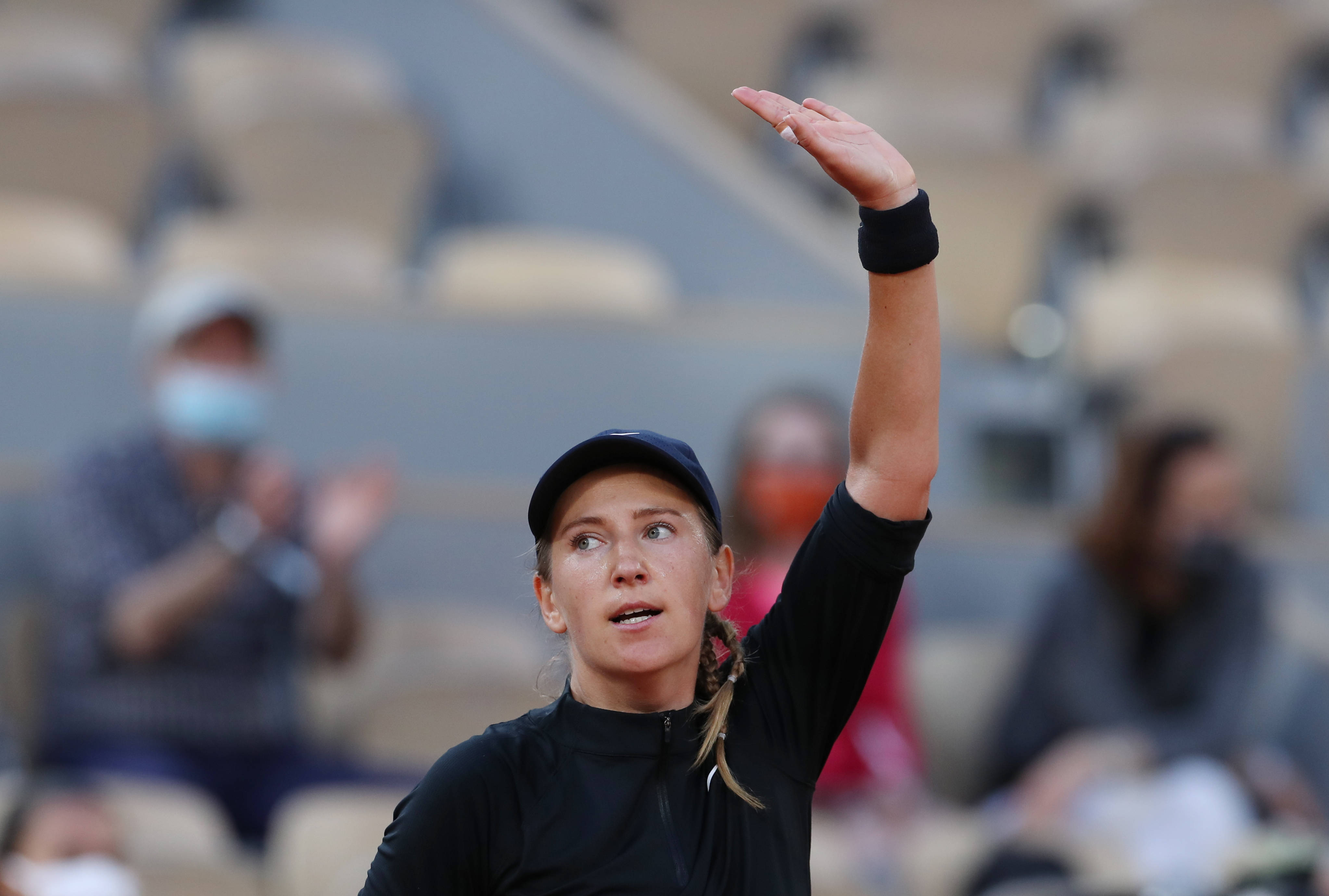 星空体育-阿扎伦卡迎来三赛季高光表现,IG球迷沸腾!的简单介绍